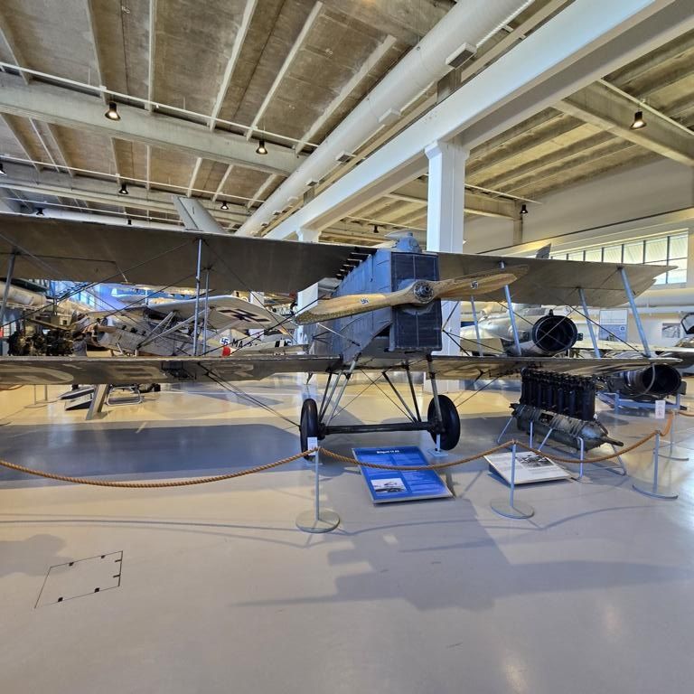 Flugzeugmuseum Mittelfinnland – Foto 8